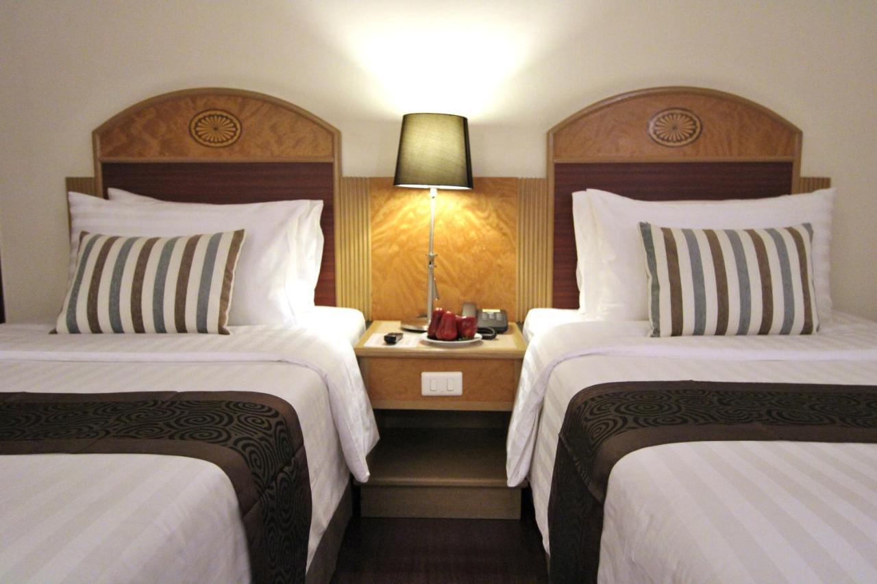 Grand Tower Inn Rama 6 Bangkok Eksteriør billede